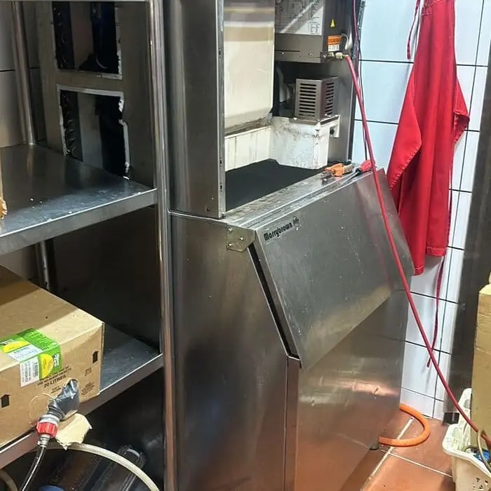 Industrial freezer repair for food businesses