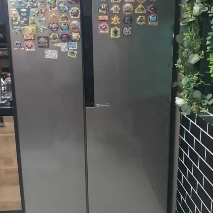 Commercial kitchen refrigerator repair